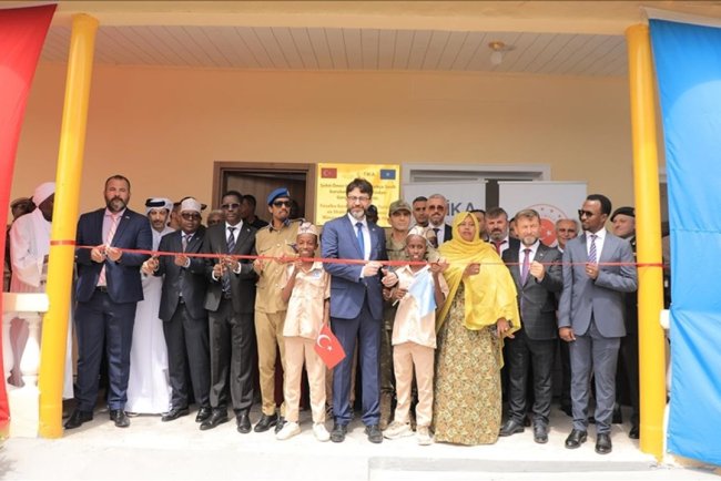 TİKA, Somali'de şehit Ömer Halisdemir adına Türkçe sınıfı açtı