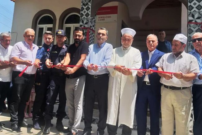 Kozan’da Şerifli Mahalle Camii dualarla açıldı
