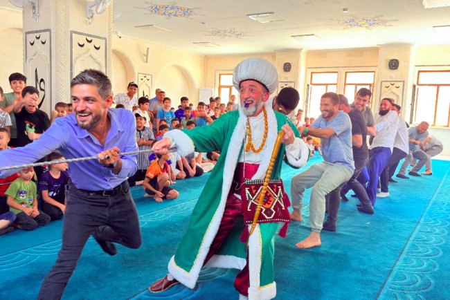 Nasreddin Hoca Ceylanpınarlı çocuklarla buluştu