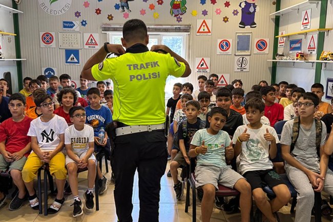 Yeşilyurt'ta Yaz Kur’an Kursu öğrencilerine trafik eğitimi