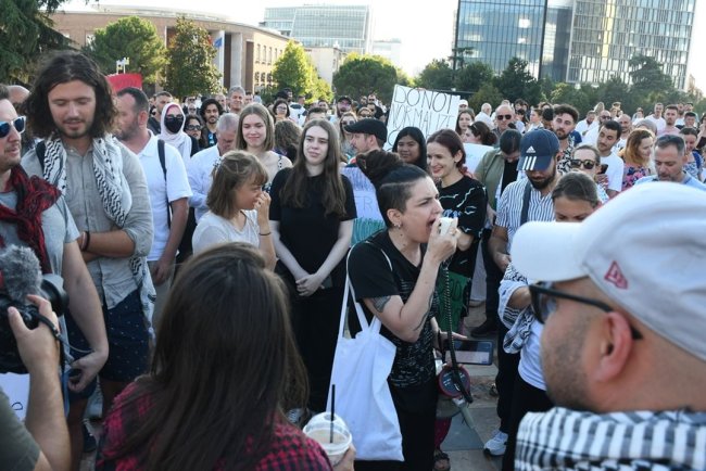 Arnavutluk'ta Filistin'e destek gösterisi düzenlendi