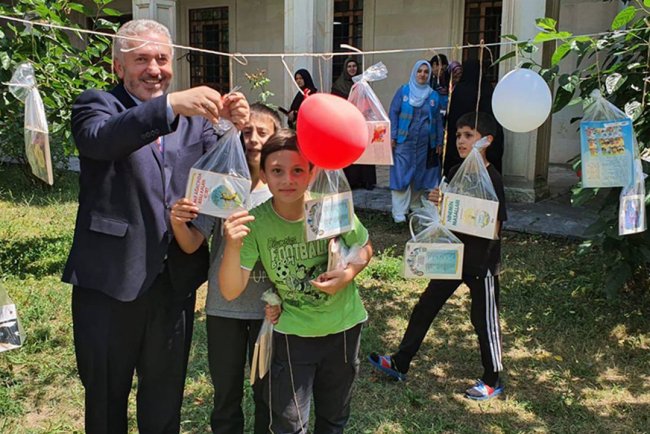 Trabzon'da "ağaçlar kitap açtı"