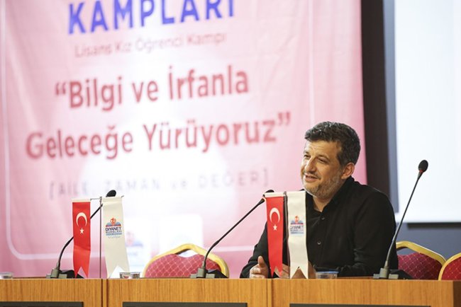TDV Yaz Kampı'nda "Fıtrata Uygun Yaşamak'' Semineri düzenlendi