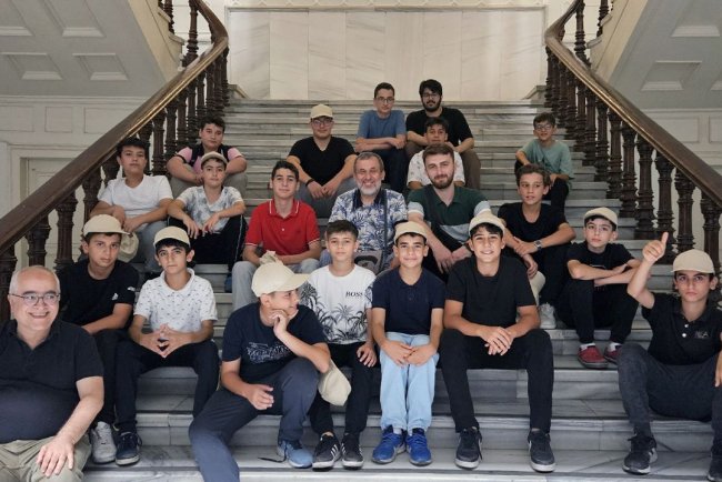 Yaz Kur'an kursu öğrencileri üniversite gezisinde buluştu