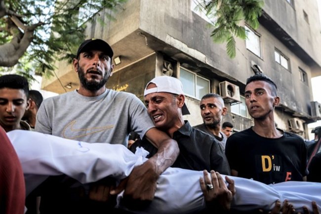 İşgalcilerin Gazze Şeridi'ne düzenlediği saldırılarda en az 11 kişi şehit oldu