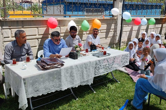 İpekyolu'nda Hadis Okuma şenliği