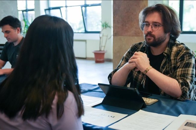 Uzmanlar, YKS tercih sürecinde üniversite ve mesleklerin çok yönlü araştırılmasını öneriyor