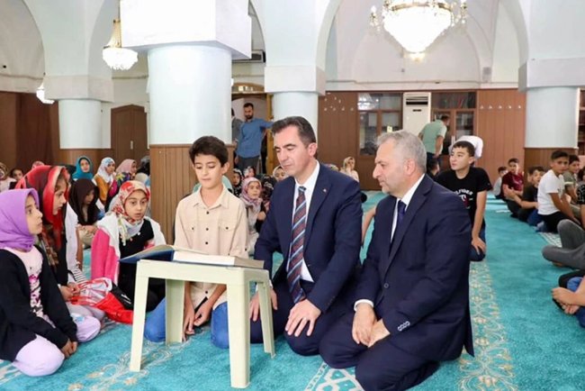 Bitlis Valisi Karakaya'dan Yaz Kur’an Kurslarına ziyaret