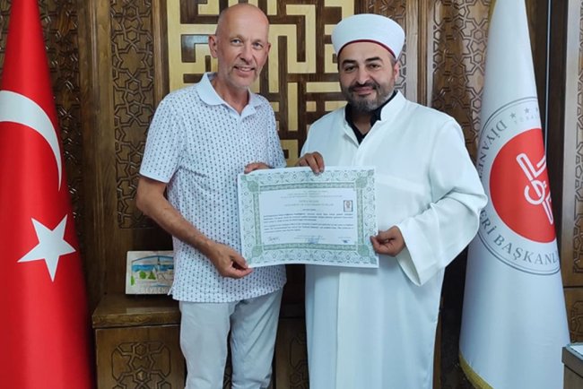 Norveçli iki vatandaş, Beyşehir'de Müslüman oldu