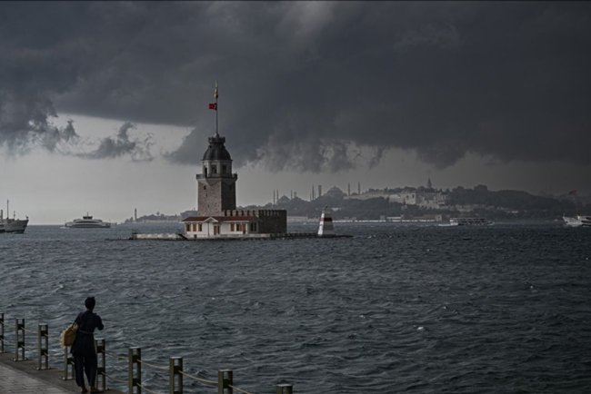 Yurt genelinde yarından itibaren yağışlı hava etkili olacak