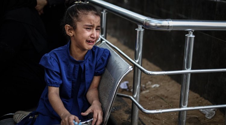 İşgalcilerin sabah saatlerinden bu yana Gazze'ye düzenlediği saldırılarda 29 Filistinli şehit oldu