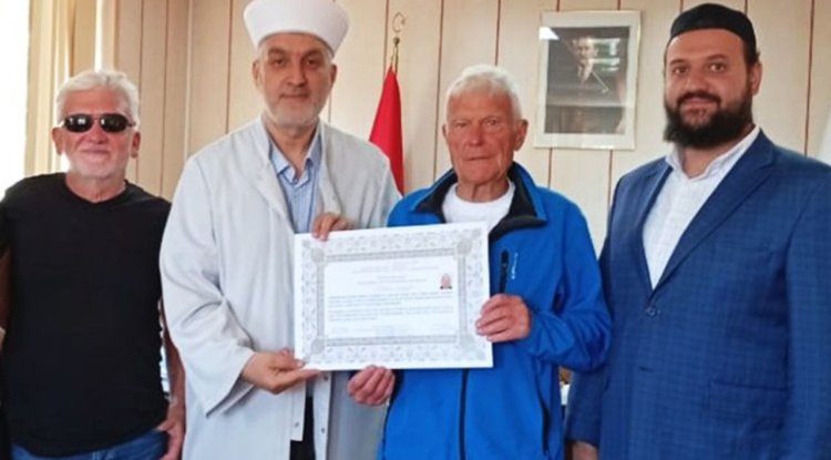 82 yaşındaki Alman Sivrihisar'da Müslüman oldu