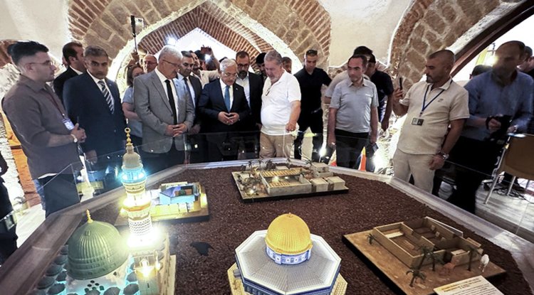 Aksaray'da "Kutsal Emanetler" sergisi ziyarete açıldı