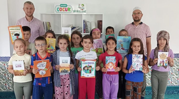 Kavaklıdere'deki camilere Diyanet Çocuk Kütüphaneleri açıldı