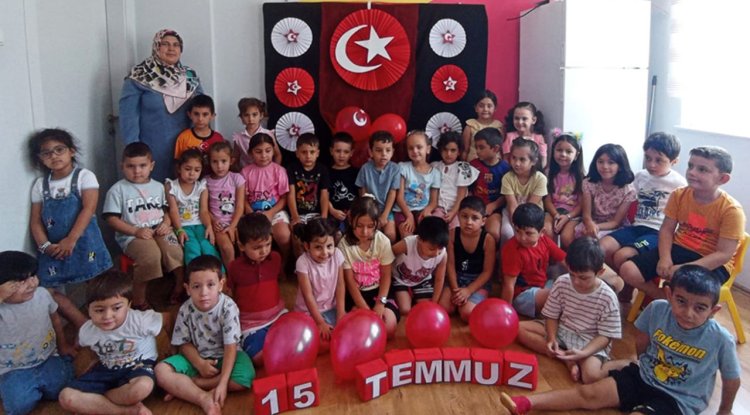 Anamur'da minikler 15 Temmuz'u andı