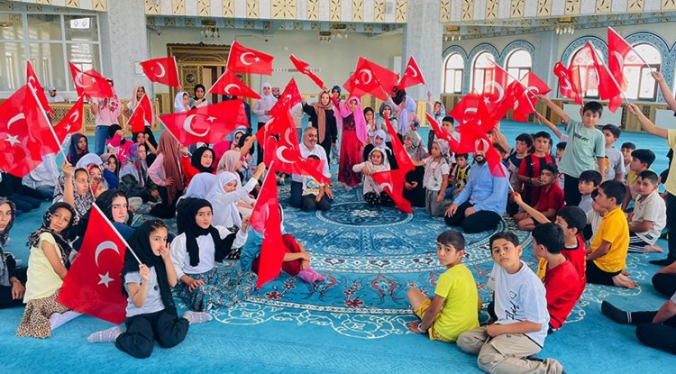 Van'daki Yaz Kur'an Kurslarında 15 Temmuz anıldı