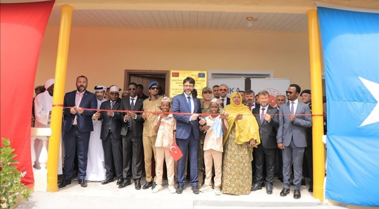 TİKA, Somali'de şehit Ömer Halisdemir adına Türkçe sınıfı açtı