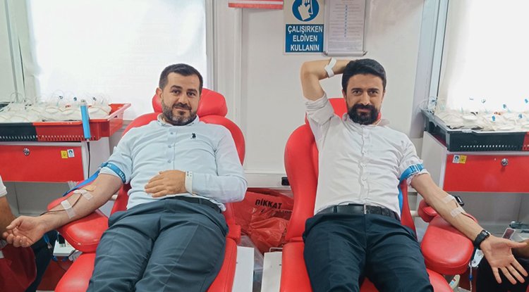 Kozluk'ta din görevlileri kan bağışında bulundu