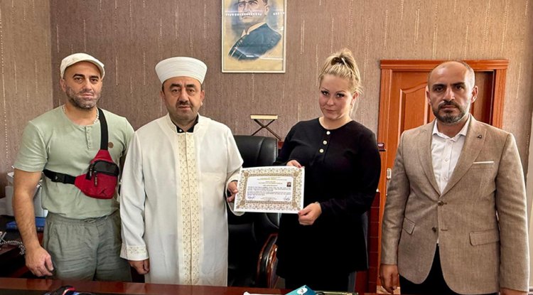 Hırvatistan Uyruklu Sabrina Müslüman oldu