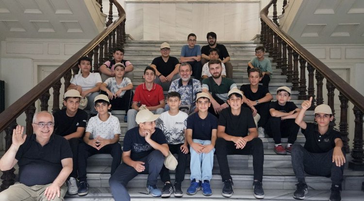 Yaz Kur'an kursu öğrencileri üniversite gezisinde buluştu