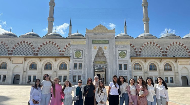 Hırvatistan'dan gelen öğrenciler İstanbul'da Yaz Kur'an Okulu programına katıldı