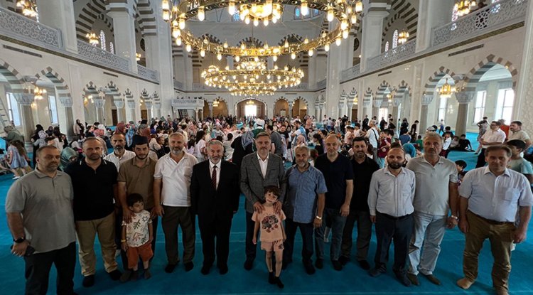 Nasreddin Hoca Trabzonlu çocuklarla buluştu