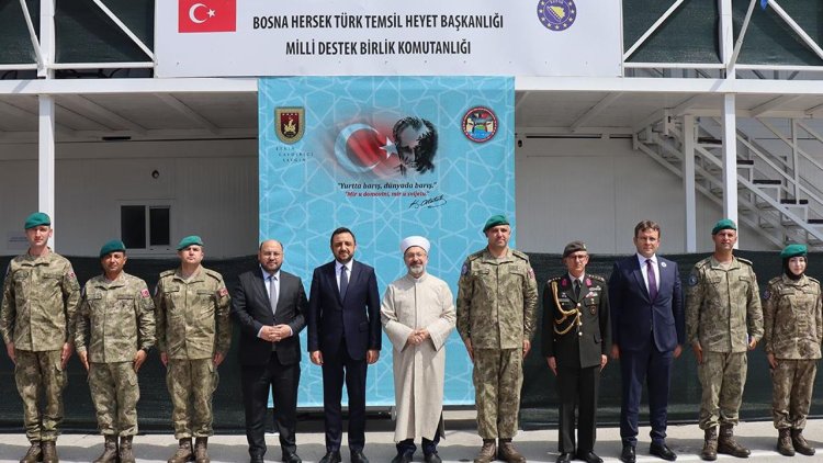 Başkan Erbaş, Bosna Hersek'te EUFOR Türk Temsil Heyeti Başkanlığını ziyaret etti