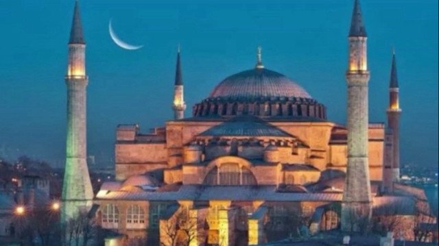İstanbul'da sabah ezanı kaçta okunuyor? Diyanet İstanbul imsak vakti