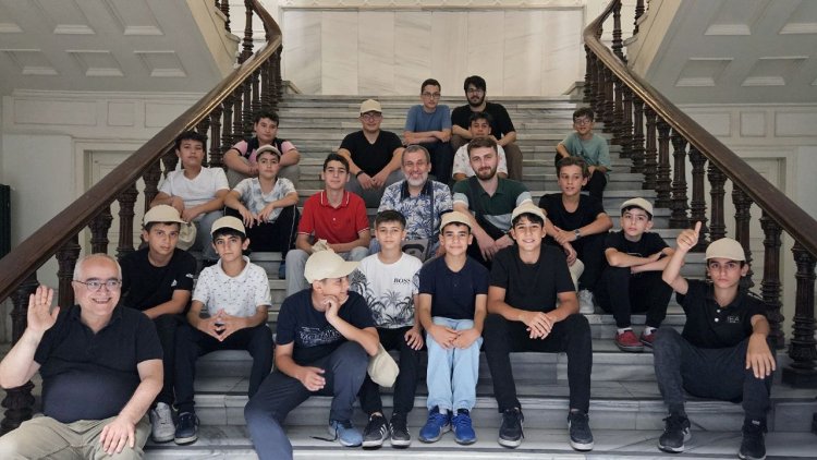 Yaz Kur'an kursu öğrencileri üniversite gezisinde buluştu