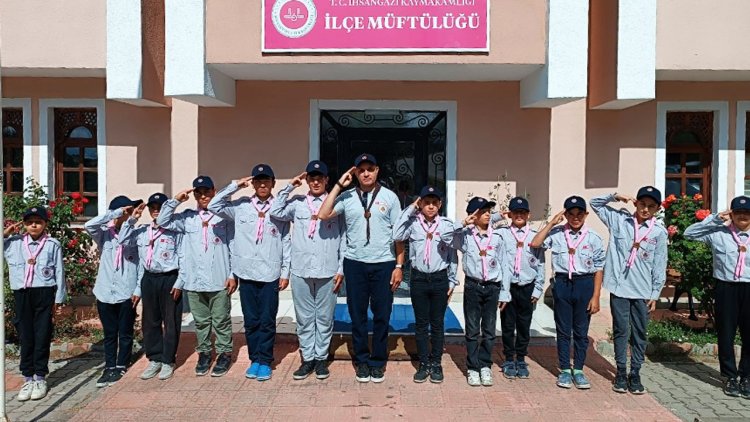 İhsangazi'de Diyanet izcilik faaliyetleri başladı
