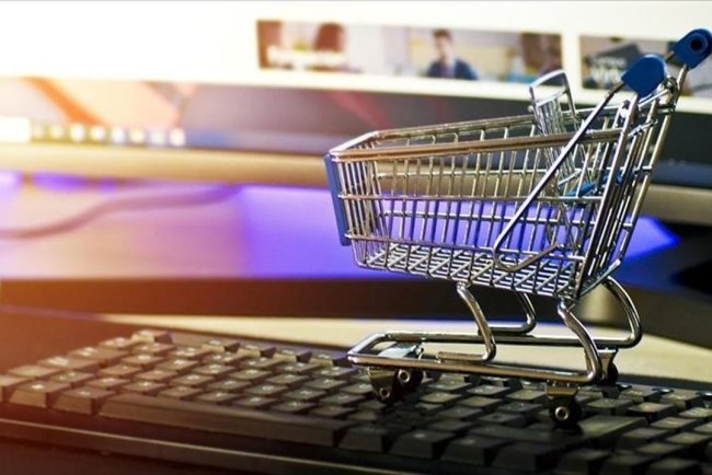 Yılın ilk yarısında e-ticaret hacmi 2 trilyon lirayı aştı