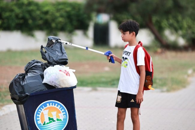 Mersinli 11 yaşındaki Aras'ın çevre duyarlılığı binlerce kişiye ulaştı