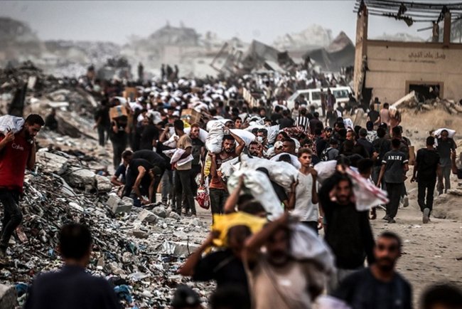 Gazze'de görev yapan eski ABD'li subay, yardım dağıtımlarını Açlık Oyunları romanına benzetti