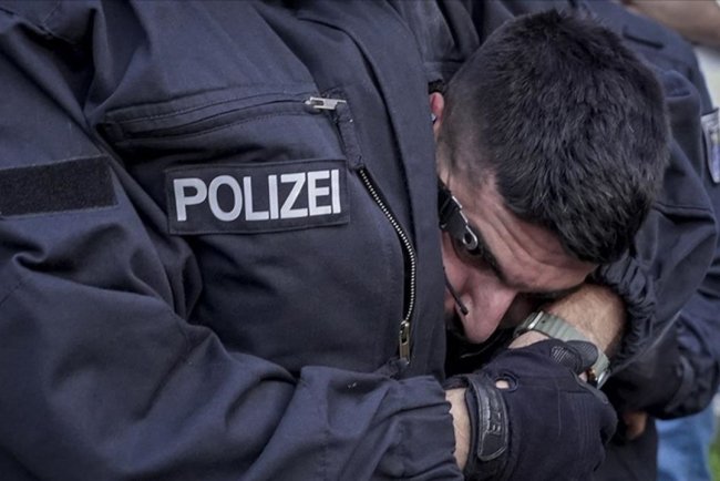 Almanya'da polis Filistin'e destek eylemine sert müdahalede bulundu