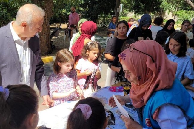 Kadıköy'de aileler şenlikte buluştu