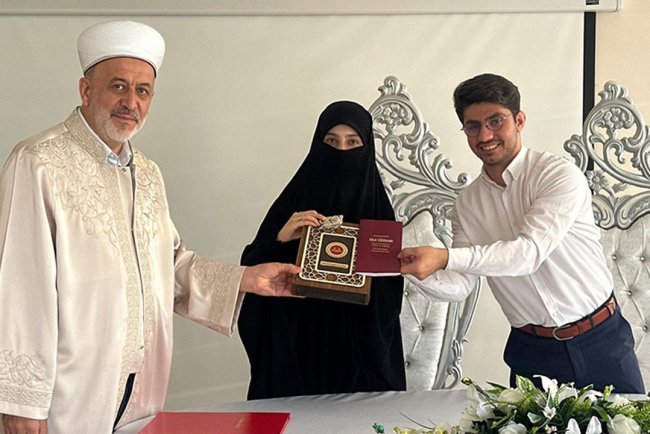 Isparta Müftülüğü'nde yılın 100. Nikahı kıyıldı