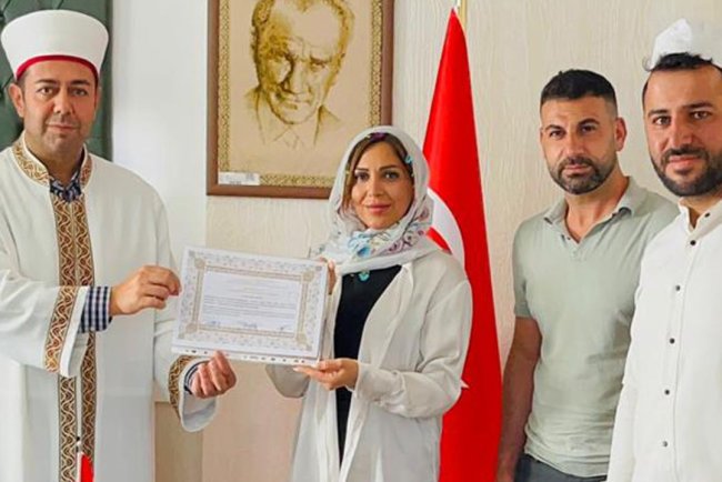 Alman Ghodsi, Elazığ'da Müslüman oldu