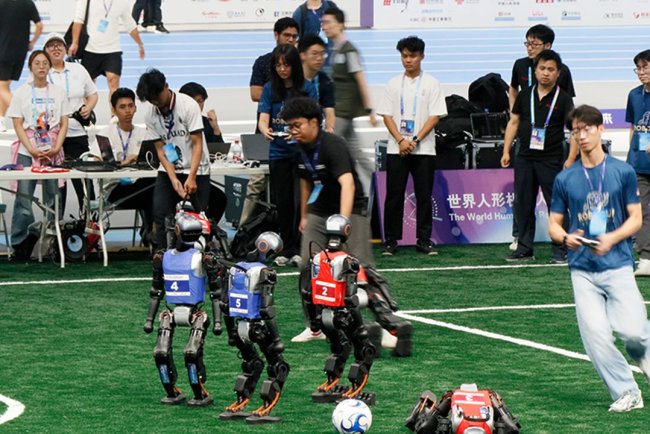 Çin'de Dünya İnsansı Robot Oyunları başladı