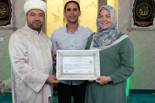 Amerikan Emily, Erzincan'da Müslüman oldu