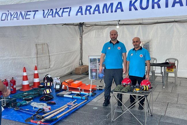 TDV Sakarya Arama Kurtarma Ekibi vatandaşları bilgilendirdi