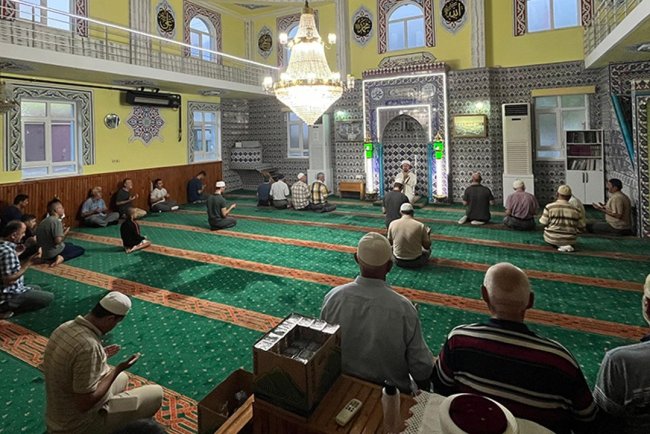 Yakakent'te sabah namazı buluşmaları sürüyor