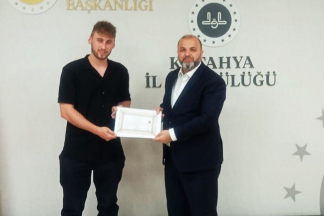 Alman genç Kütahya'da Müslüman oldu