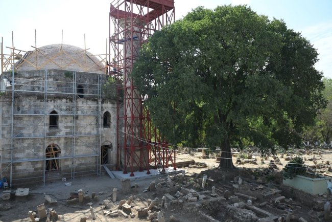Edirne'de yalı camisi özelliğindeki Evliya Kasımpaşa Camii'nin onarımı sürüyor