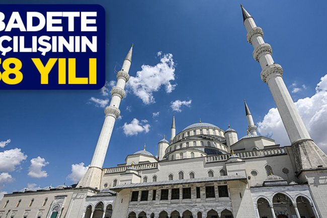 15 Temmuz'da ilk selanın okunduğu Kocatepe Camii, ibadete açılalı 38 yıl oldu
