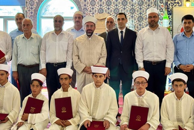 Hani'de hafızlar icazet aldı