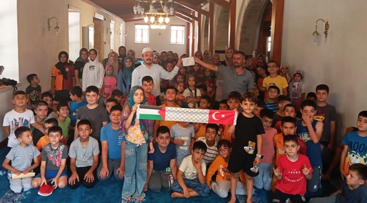 Yaz Kur’an Kursu öğrencileri, Filistin'i unutmadı