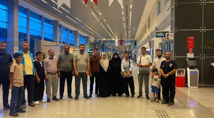 Şanlıurfa'da gençler umreye uğurlandı