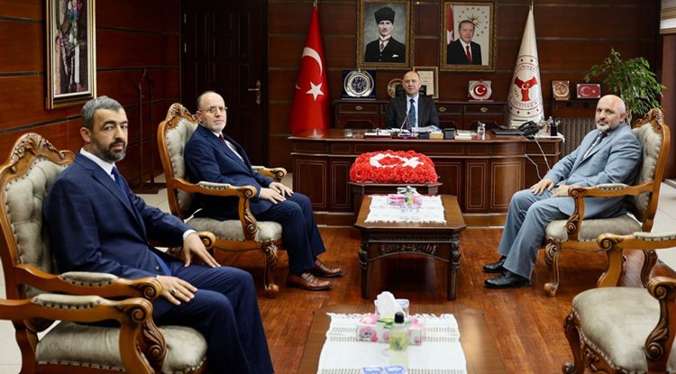 Giresun Valisi Serdengeçti, Müftülük heyetini kabul etti