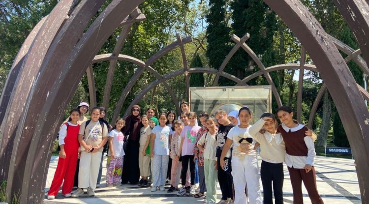 Gençler İslam Bilim ve Teknoloji Tarihi Müzesi’ni gezdi