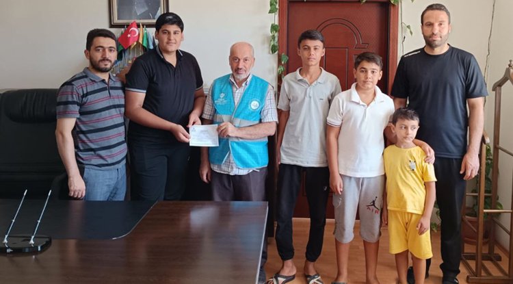 Kale'de minikler Gazze'ye destek